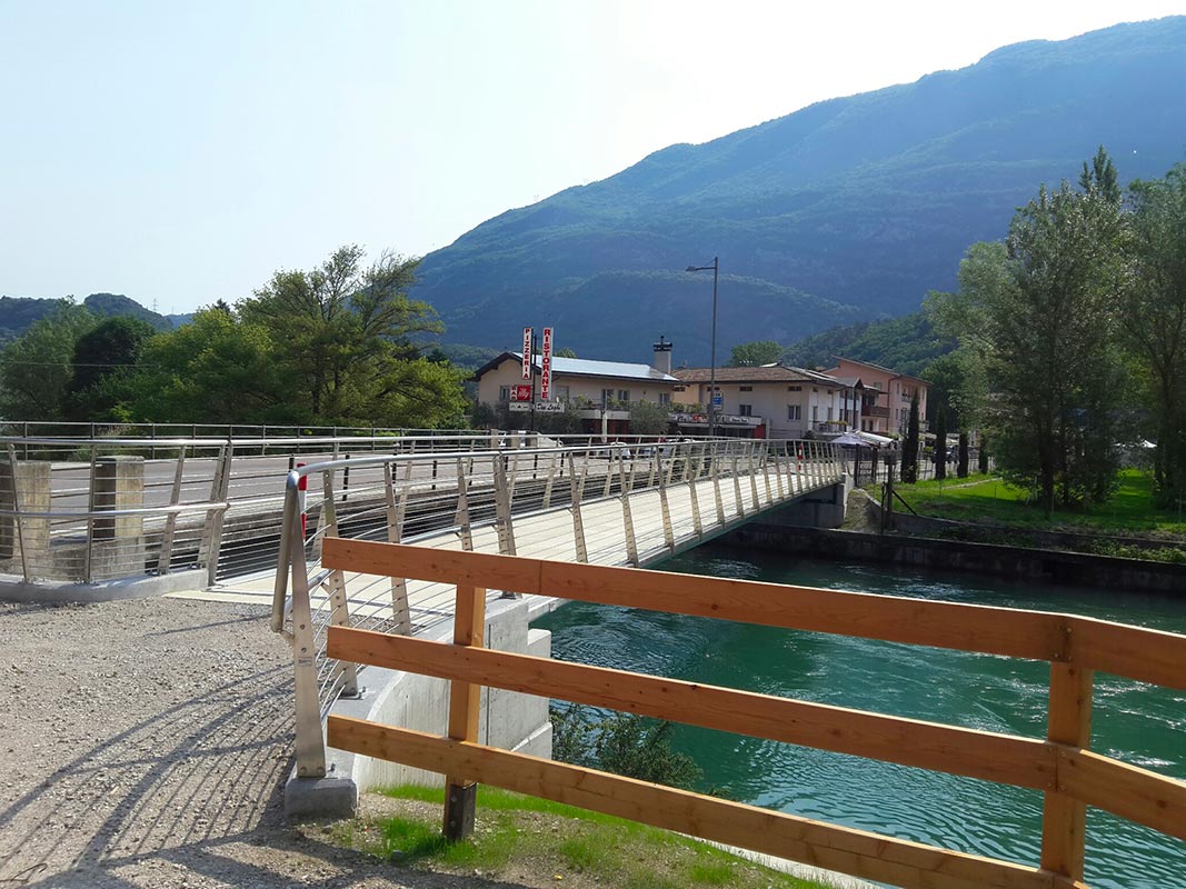 Ponti/passerelle/ballatoi/soppalchi